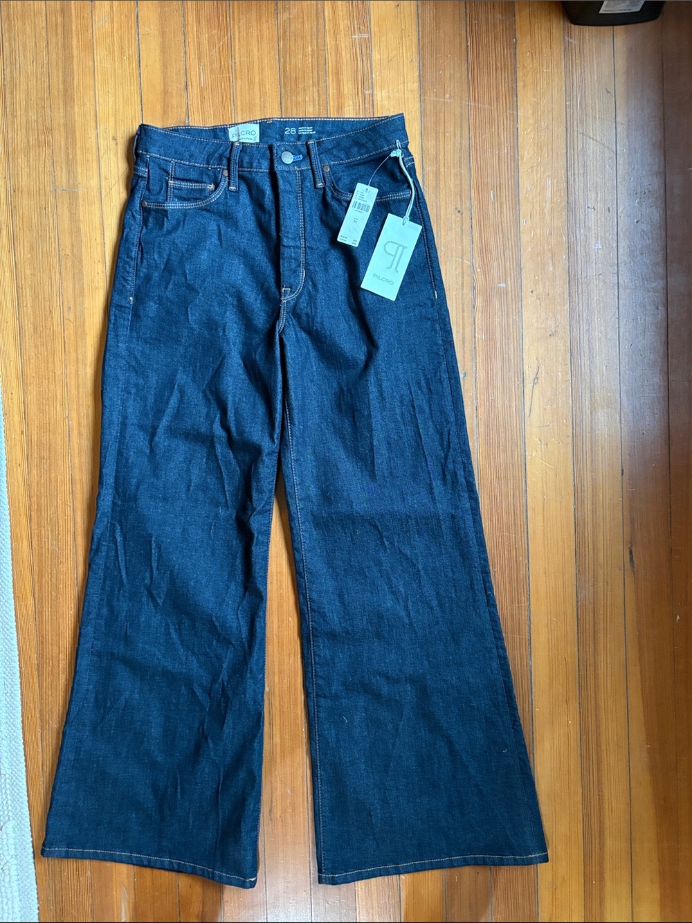 Pilcro extra wide leg Jeans in Dark Indigo - Picture 3 of 7